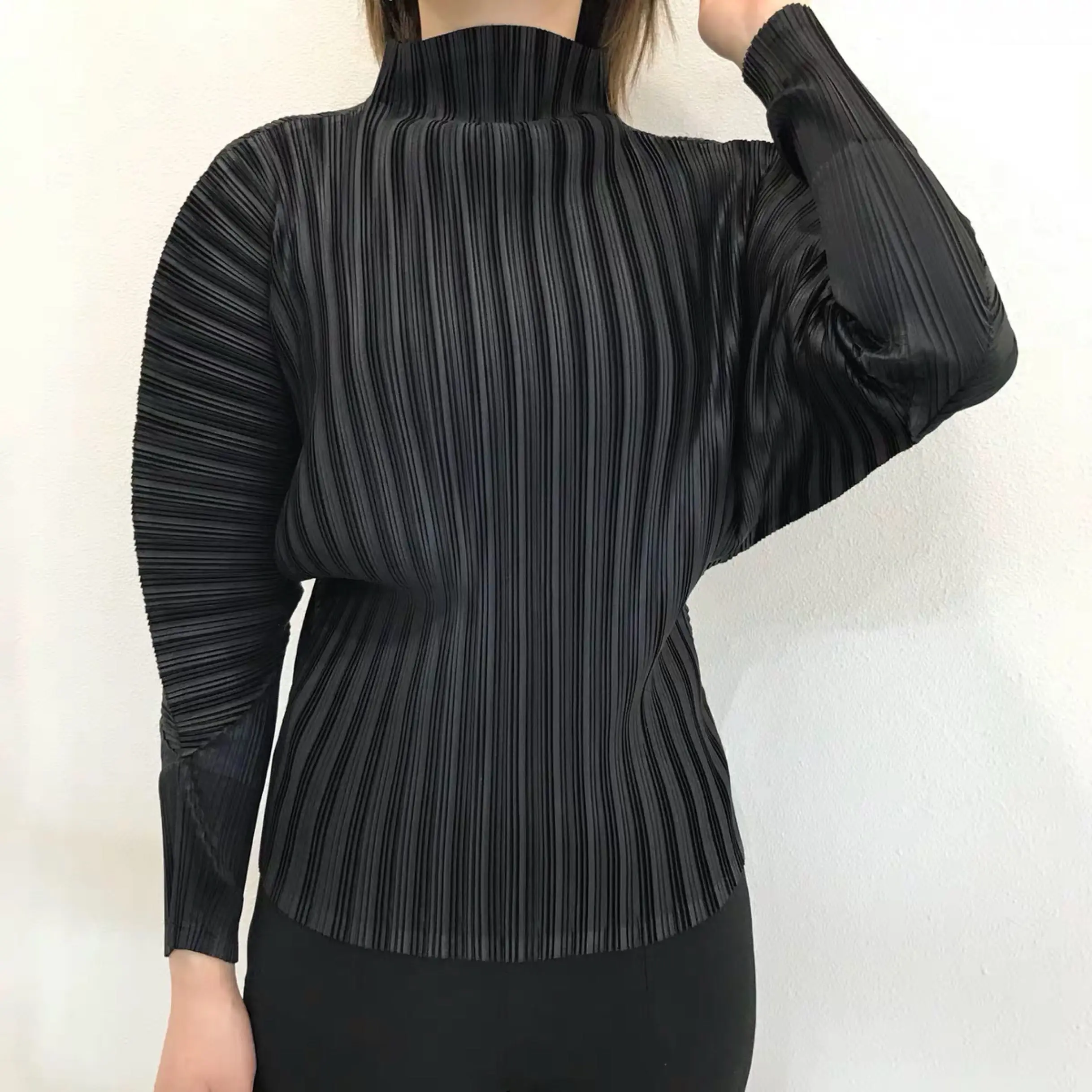 Стиль, топ, плиссированная основная линия, серия, моделирующий Топ, MIYAKE, плиссированная футболка