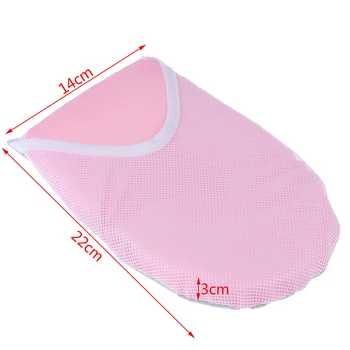 

Heat Resistant Hand-Held Mini Ironing Pad Sleeve Ironing Board Holder Glove for Clothes Garment Steamer Portable Ironing Glove