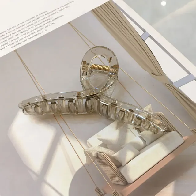 1PC Barrettes  Hair Claw For Women Acrylic Hairpins Hair Crab Claws Girls Make UP Washing Tool Accessories Women Hair Clips 2021 16