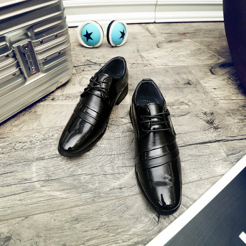 

2019 Summer Men England Korean-style Pointed-Toe Casual Shoes Black And White with Pattern Trendy Shoes Business Formal Wear Cas