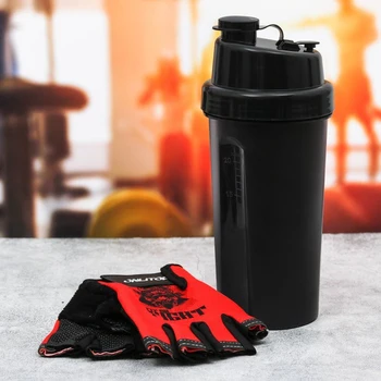

Training set "Fit or fight": shaker 600 ml, gloves 10 × 15 cm