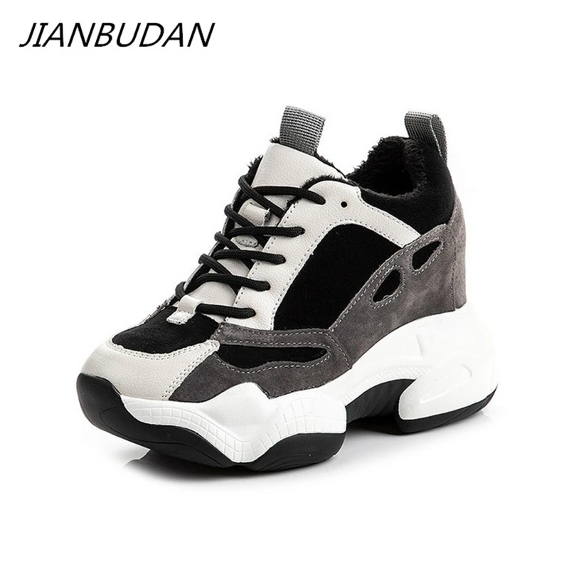 Baratos JIANBUDAN zapatillas de felpa de invierno informal para mujer zapatos de algodón al aire libre zapatos de piel gruesa cálida de cuero genuino de moda