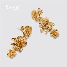 Коми за сплав корейский золото серебро цветок серьги гвоздики для женщин Свадебная вечеринка уха ювелирные аксессуары подарок K0160