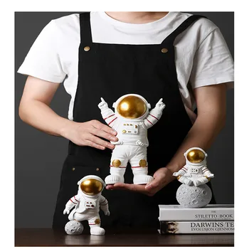 

Home Desktop Decor Astronaut Statue Resin Model Nordic Spaceman Cosmonaut Sculpture Figurines Home Decoration Miniatures Crafts