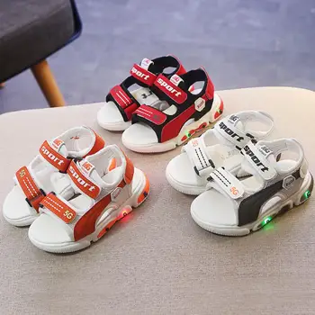 

LED Summer Style Girls Sandals Children Luminous Toddler Sandals Kids Beach Shoes Princess Cute With Light Shoes Flash Sneakers