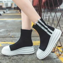 Дизайнерские женские носки; кроссовки; обувь с высоким берцем; Женская Удобная обувь; бархатная зимняя теплая хлопковая обувь, увеличивающая рост; E15-06