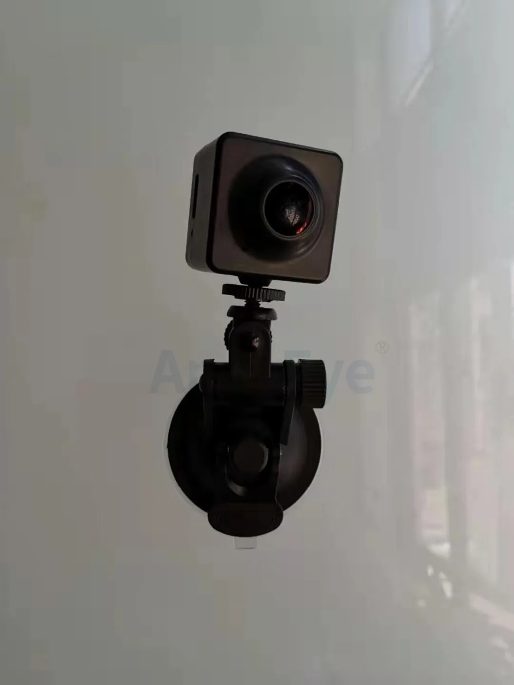 545336193