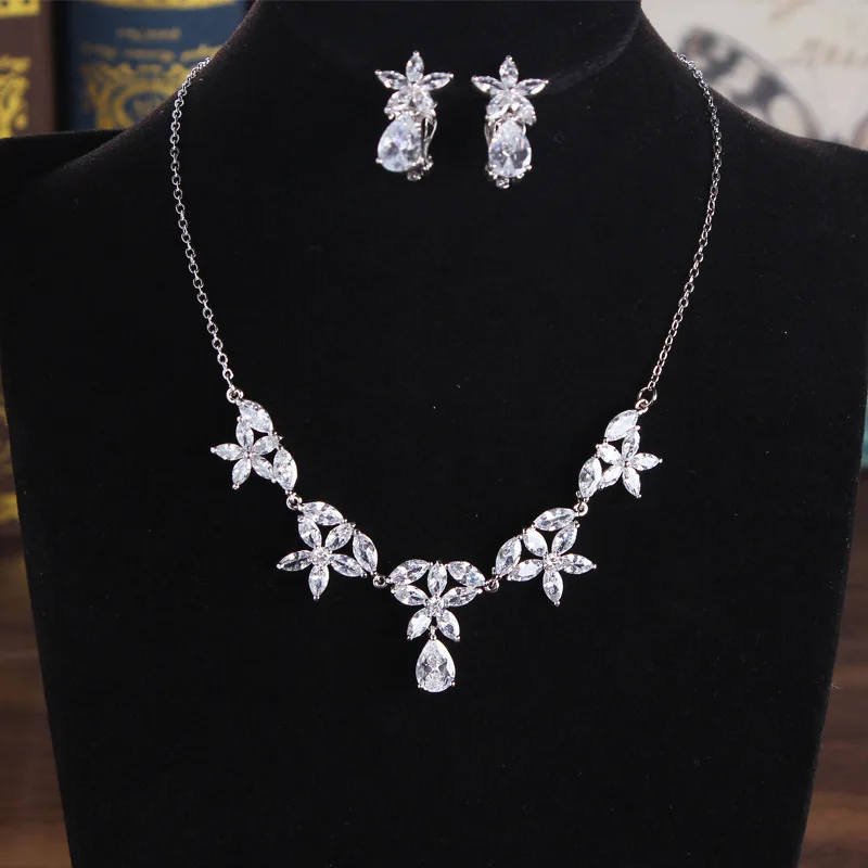 

Hot Selling Bride Necklace Simple AAA Zircon Necklace Earrings Two Piece Set-