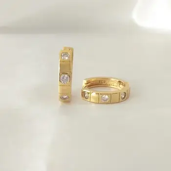

LOZRUNVE Dainty Jewelry Manufacturer Custom 925 Sterling Silver Cubic Zircon Bezel Hoop Earring Jewelry