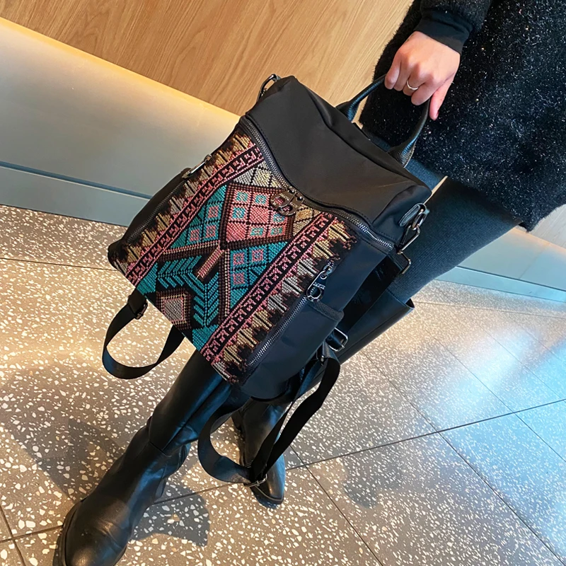 

2020 Trend Embroidery Women's Bag Three-use New Hit Color Casual Backpack Wild Large Capacity Single Shoulder Messenger Bags