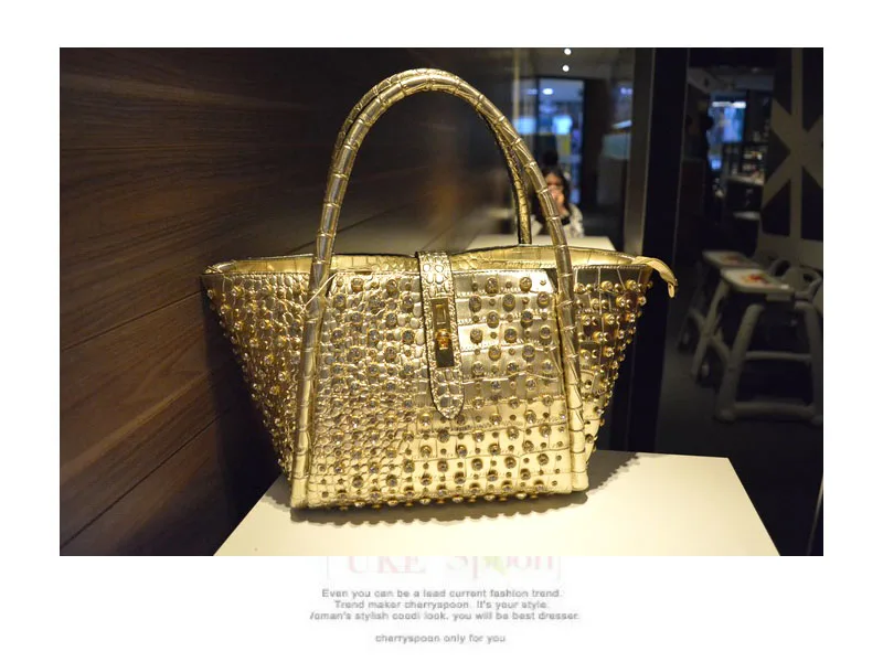 2020 New Fashion Handbag Women's Diamond Dumpling Bag Shoulder Bag Messenger Bag Lady Bag Rhinestone Handbag Lady Large Bag