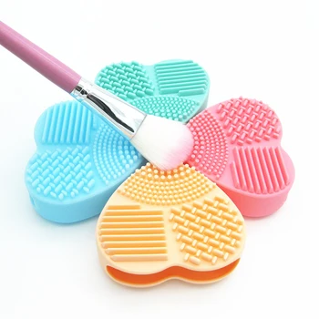 

1 Piece Silicone Makeup Brush Cleaning Makeup Brushes Cleaner Heart Glove Cosmetic Brush Cleaning Mat Portable Washing Tools