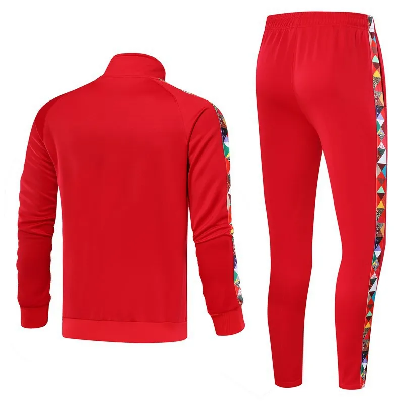 12550333898_1818437314