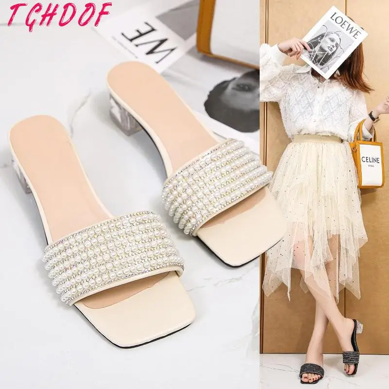 Летние прозрачные женские тапочки стразы на среднем каблуке Новинка 2022 модные