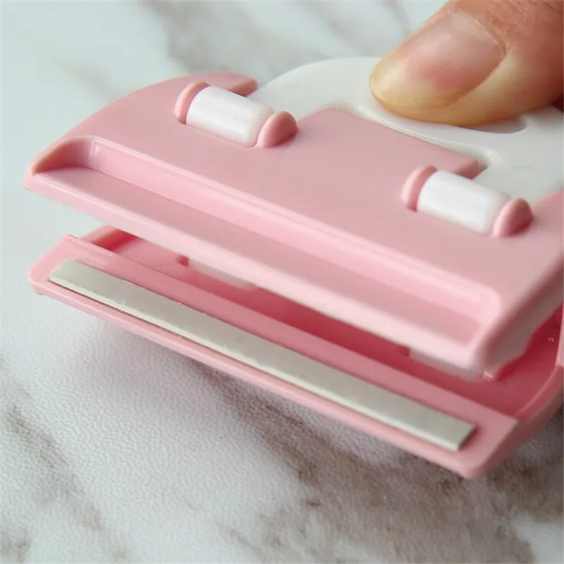 2Pcs Pink Kitchen Food Fresh Keeping Sealing Clip Useful Food Storage Bag Sealing Clip Set Can Be Reusable