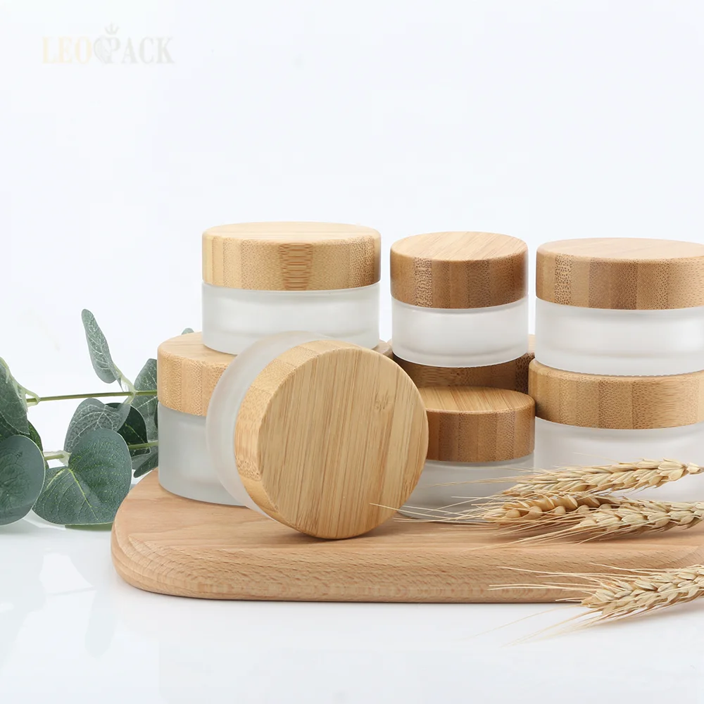 

small empty cosmetiner 5g 15g 30g 50g 100g clear frosted glass cream jars Environmental bamboo lid glass cream jar