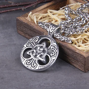 

Punk Men Irish Celtics Trinity Love Knot Round Triquetra Pendant Necklace Stainless Steel Vintage Male Jewelry