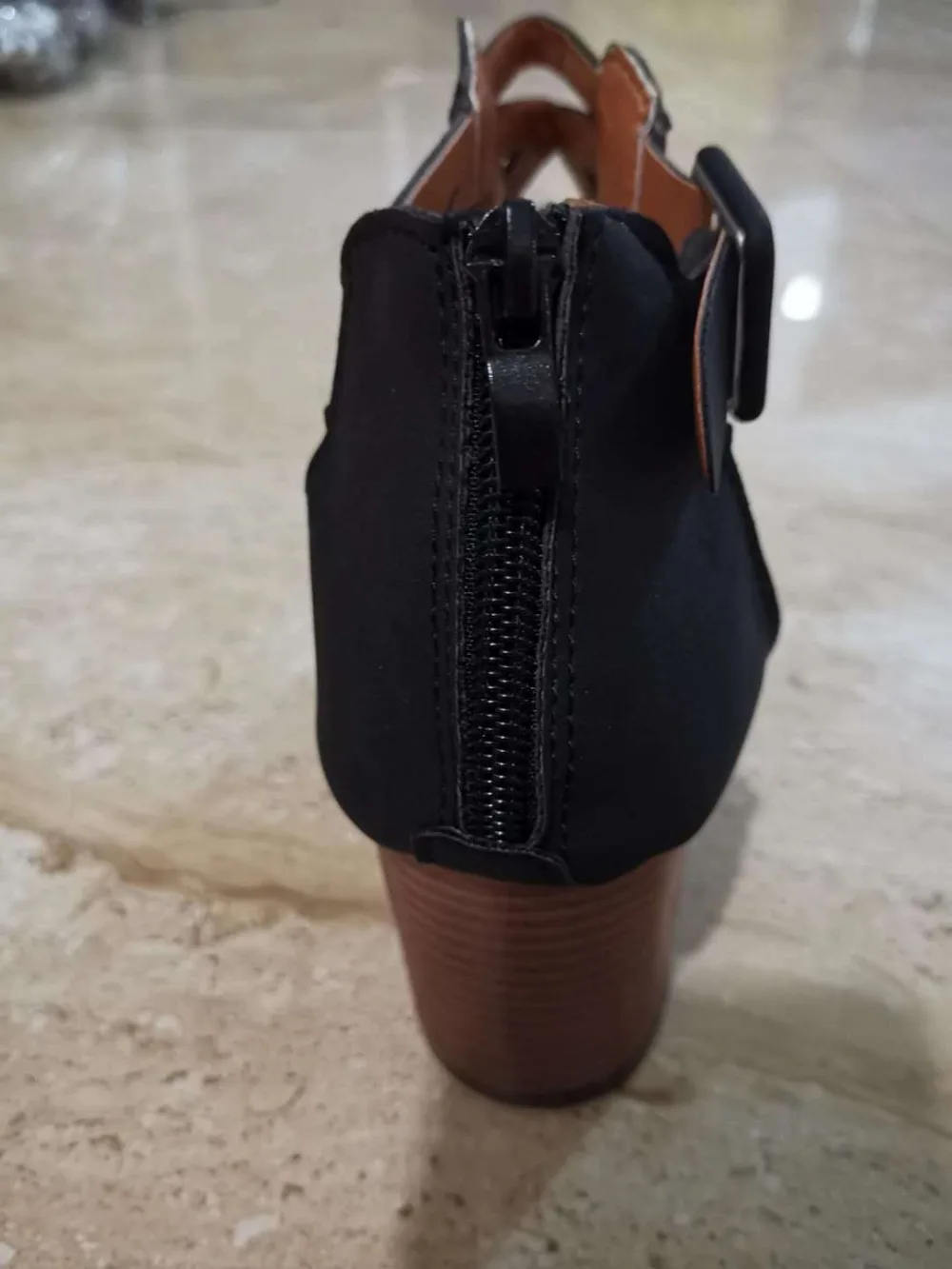 11080765664_1093092662