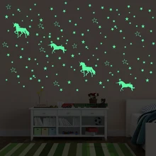 Pegatina de pared de unicornios y estrellas luminosas para niños, habitación de bebé, puerta de armario, decoración del hogar que brilla en la oscuridad, papel tapiz de pelar y pegar