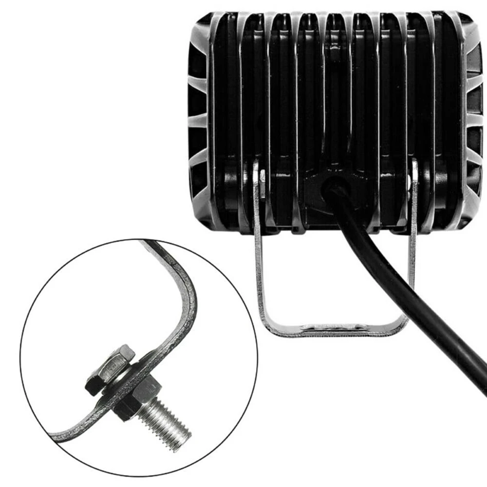 

Car SUV Work Light Square Driving Strobe Fog Lamp DC12-80V 4-Inch LED Waterproof Durable And Practical To Use