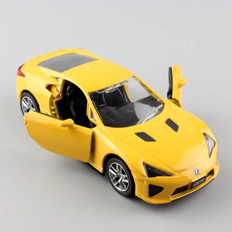 1/36 весы Малый automax Toyota lexus LFA спортивный автомобиль литые автомобили миниатюрный металлический оттягивающаяся назад модель игрушки Дети Мальчики Подарки