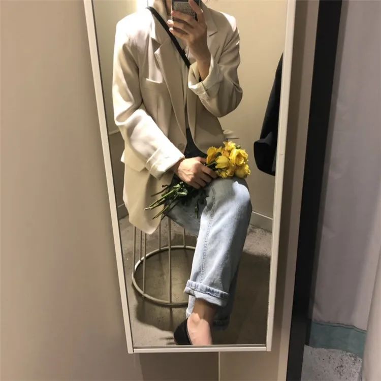 

Photo Shoot South Korea Early Autumn New Style Retro Gentle Color Loose-Fit Two-Button Suit Women's