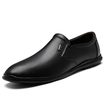 

2020 New Men Leather Casual Shoes Slip on Man Flat Genuine Leather Drive Mocassins Outdoro Male Fashion Boat Shoes Comfy Design