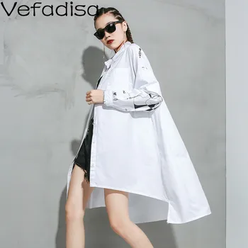 

Vefadisa Patchwork Sleeve Women Blouse 2020 Spring Big Size Letter Print Irregular Long Sleeve Blouse Casual Black White QYF2052