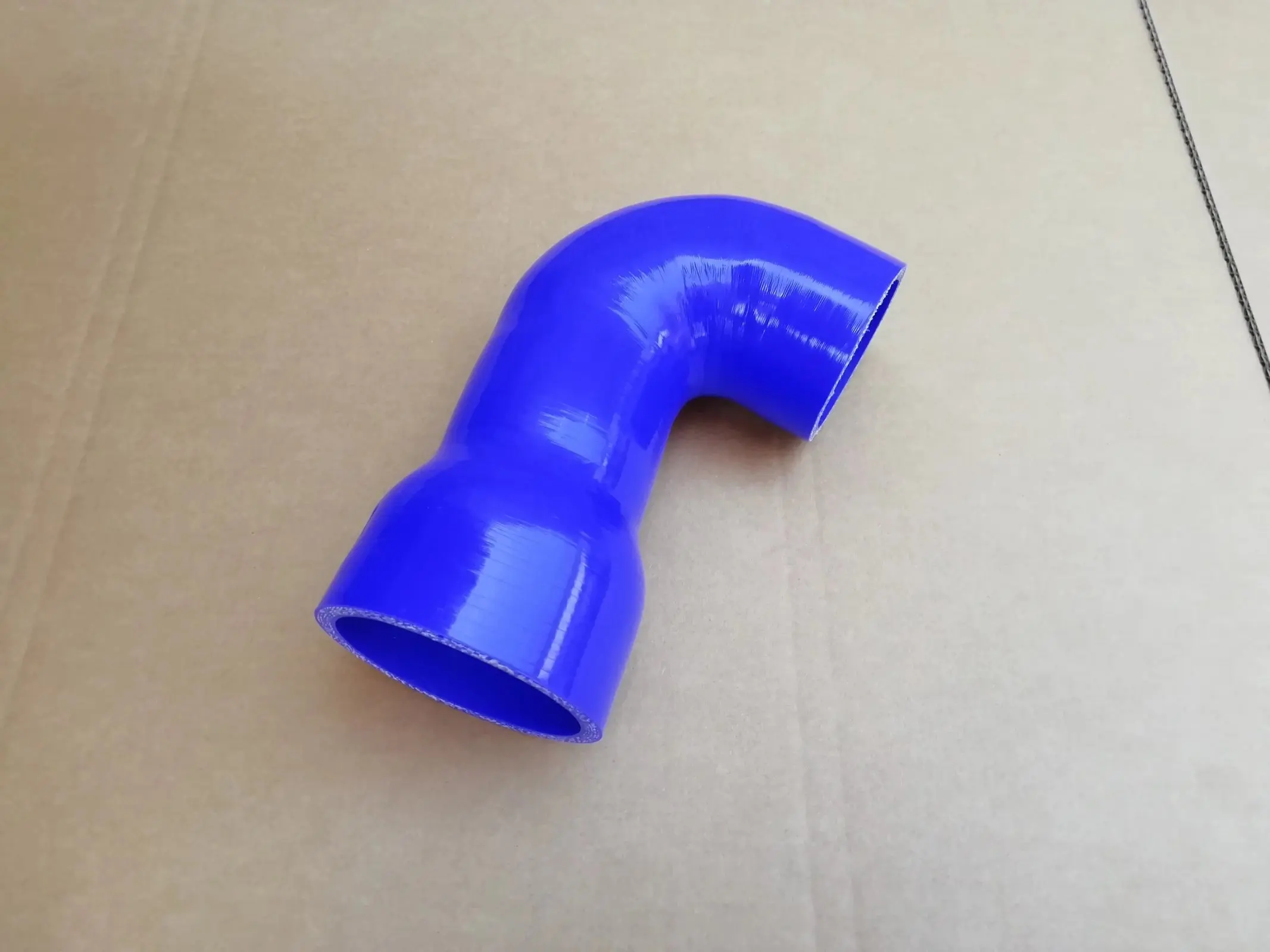 SiliconeAirCleanerIntakeHose53006275JeepCHEROKEEXJ199120014