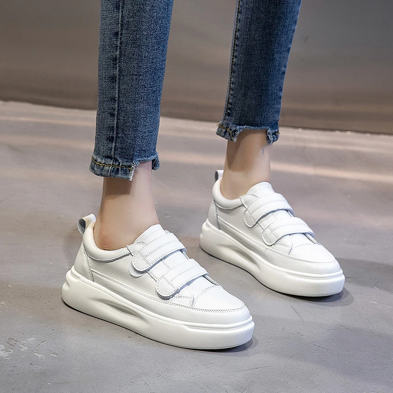 comfortable velcro shoes