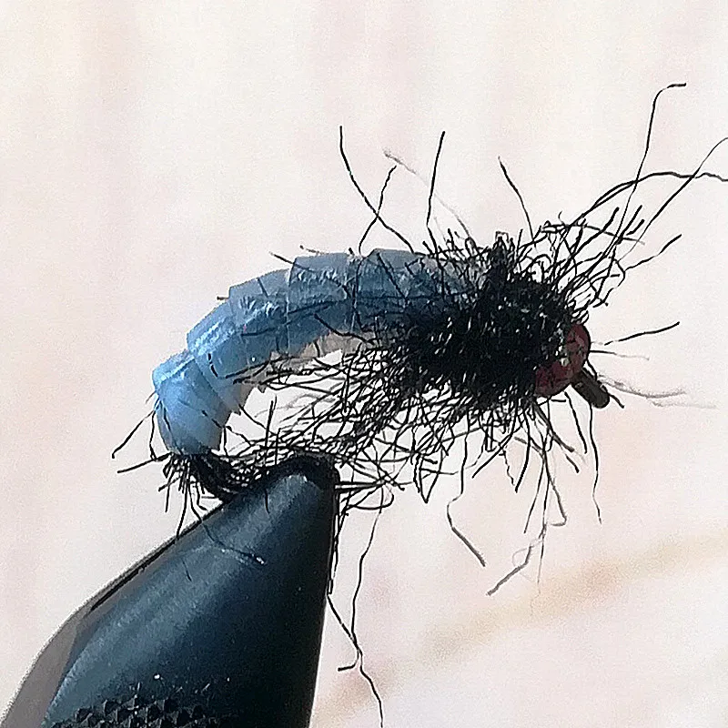 KKWEZVA 24 шт Искусственные Nymph Scud силиконовые кожи рыболовные крючки Мухи Для Летающая форель Рыбалка привлекает насекомых приманки
