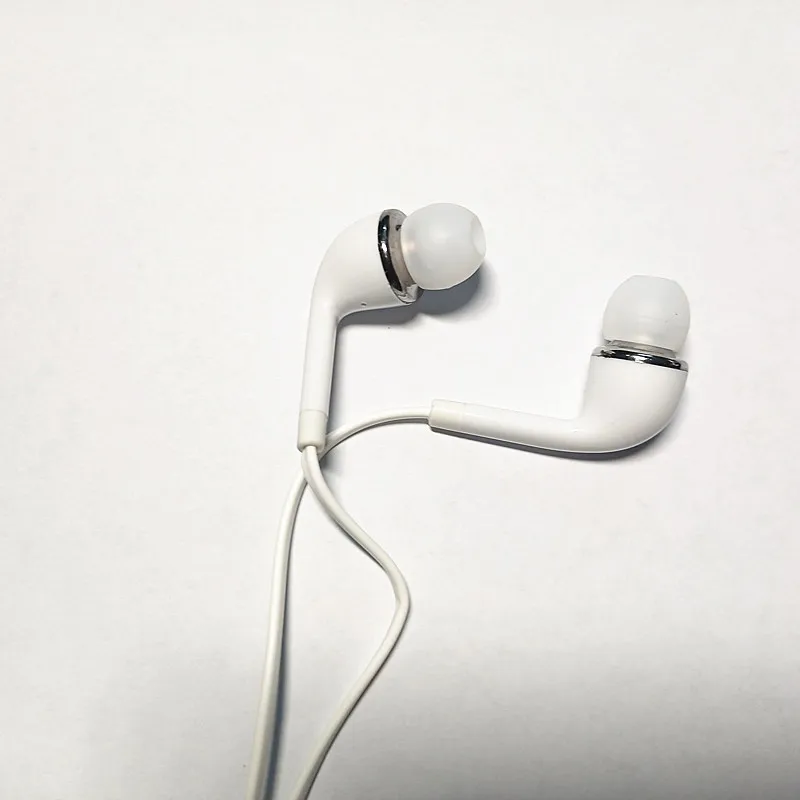 20 pcs J5 3.5mm Wired In-Ear Earphone Earbud Headset with Mic for Samsung Galaxy S4 for Smartphone High Quality Headphone