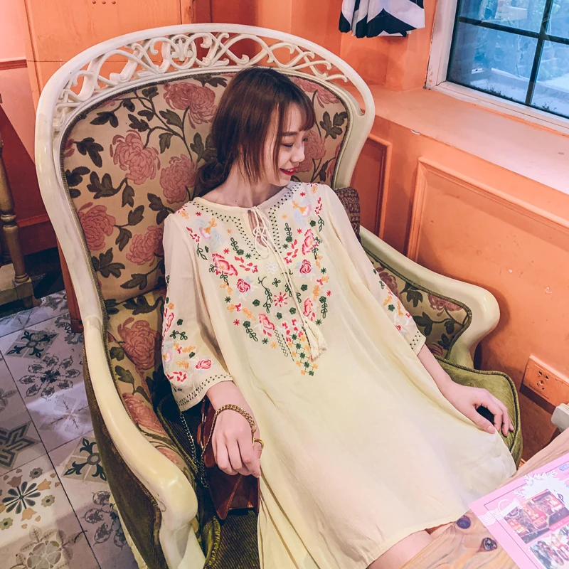 Video scene shooting Bohemian yassen female series embroidery v-neck tassel horn sleeve split loose dress