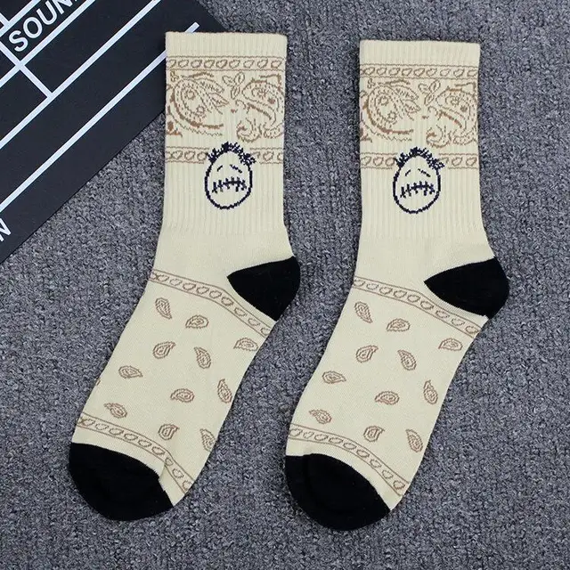 Street fashion creative Travis Scott socks interesting design pattern hip hop men socks happy novelty crew men socks 11