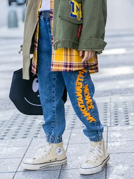 

Girls pants spring and autumn wear children's jeans spring 2020 new foreign style loose version of the big boy tide