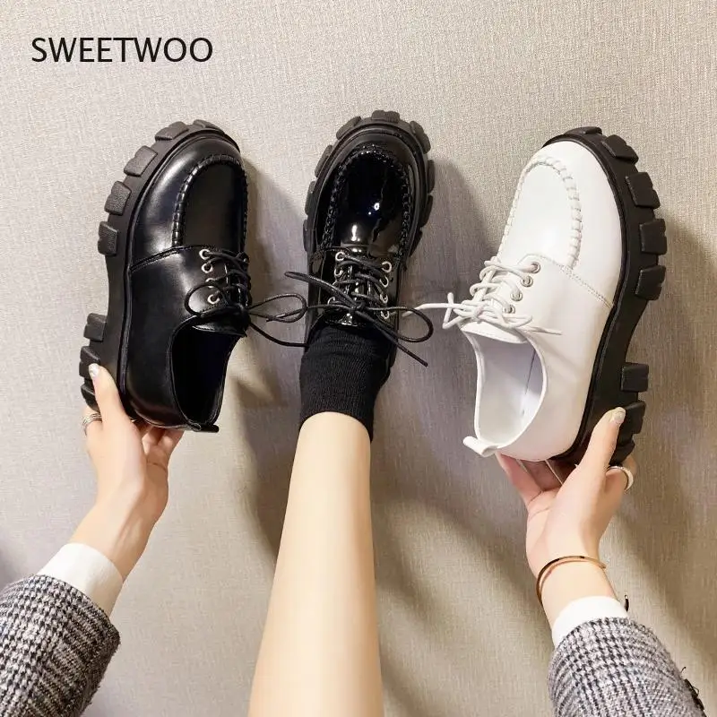 

Туфли женские на плоской платформе, на шнуровке, из искусственной кожи, без каблука, модные базовые, черные