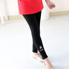 Весенне-осенние новые стильные обтягивающие детские леггинсы в Корейском стиле для девочек штаны-капри из чистого хлопка с рисунком