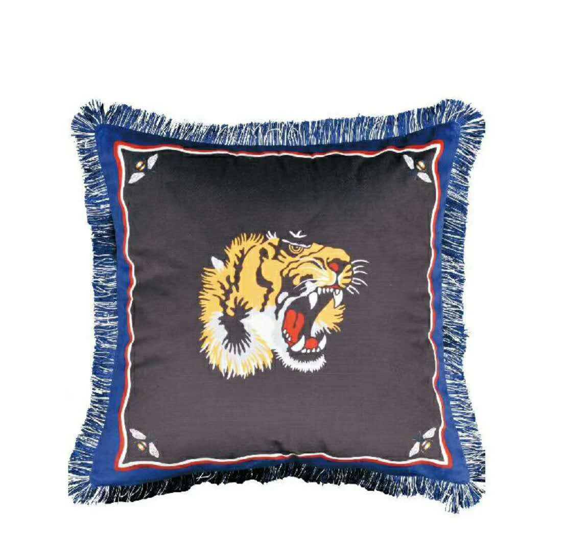 

Luxury American Design Tiger Velvet Tassel Cushion Cover Animal Pillow Cover Pillowcase Home Decorative Sofa Throw Pillows Chair