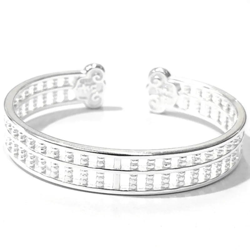 12590447201_1039125567