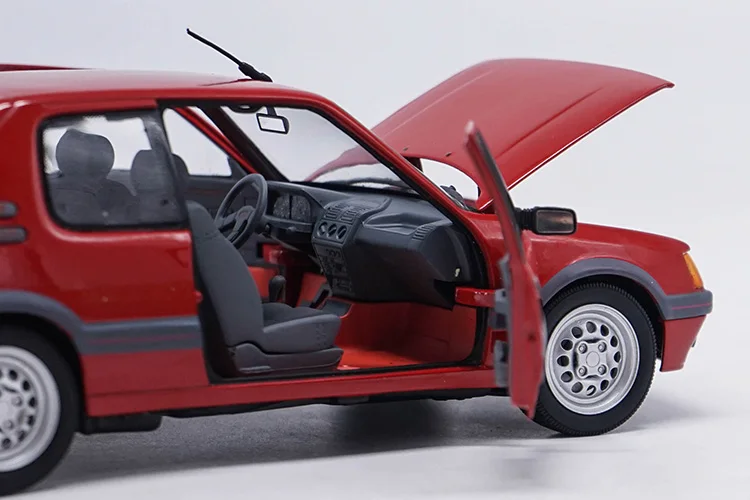 1:18 1991 PEUGEOT 205 GTI литая под давлением Модель автомобиля игрушки Металлическая Модель автомобиля оригинальная коробка