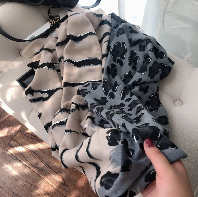 Autumn Fashion Lurex Leopard Patchwork Viscose Shawl Scarf High Quality Wrap Glitter Pashmina Stole Bufandas Muslim Hijab