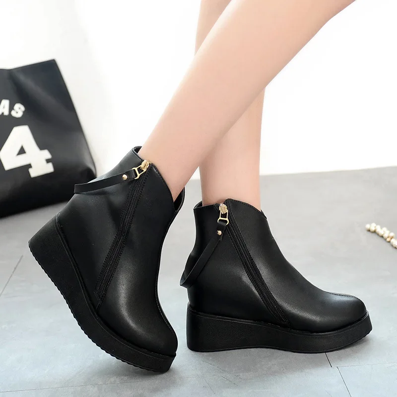 

2019 new fall boots women within the higher slope with boots female foot black round Martin boots boots tide shoes865