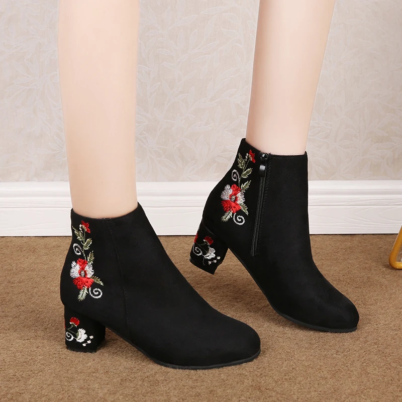 Botas cálidas con bordado Vintage para mujer, botines de tacón cuadrado con  flores, zapatos de ante con cremallera, Invierno|Botas hasta el tobillo| -  AliExpress