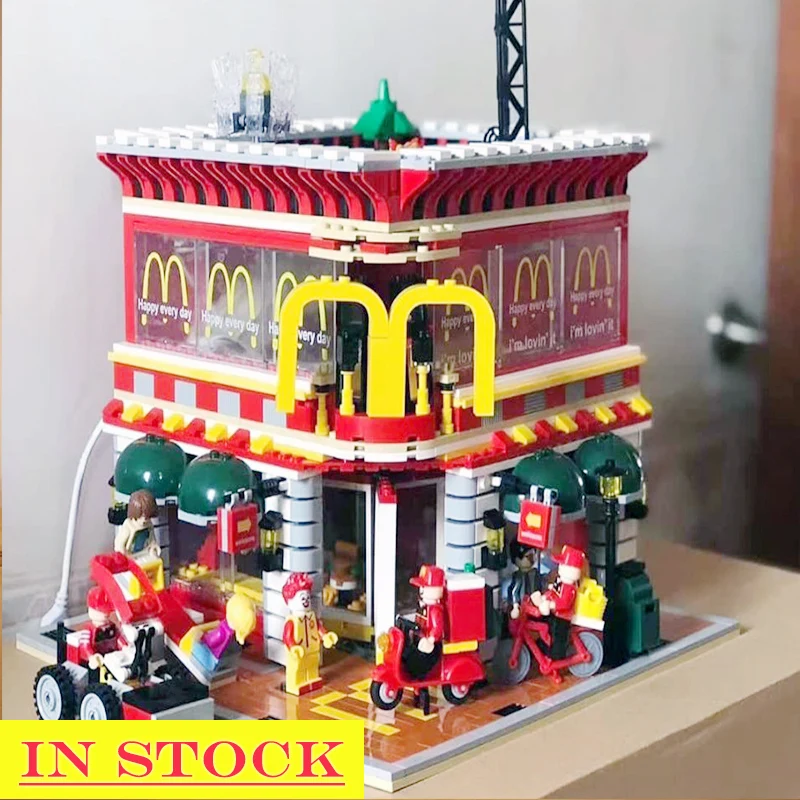 

IN Stock Sembo Block SD6901 McD Restaurant House Street View Series 1729Pcs MOC 4 in 1 Assembly Building Blocks Bricks