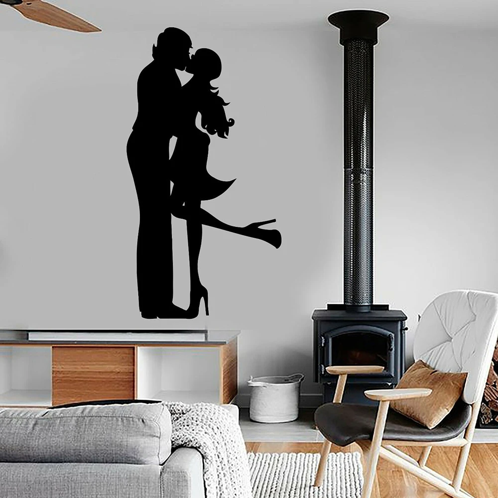 Kissing lovers Wall Decal Loving Couple Love Romantic Vinyl Decals Bedroom Decoration Removable Art Decor Stickers C053 | Дом и сад