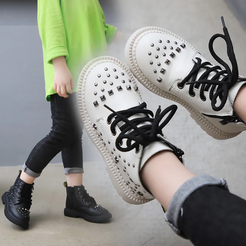 Детские Ботинки martin; сезон осень-зима; ботинки в стиле ретро для мальчиков; элегантные модные ботинки средней высоты с заклепками для девочек