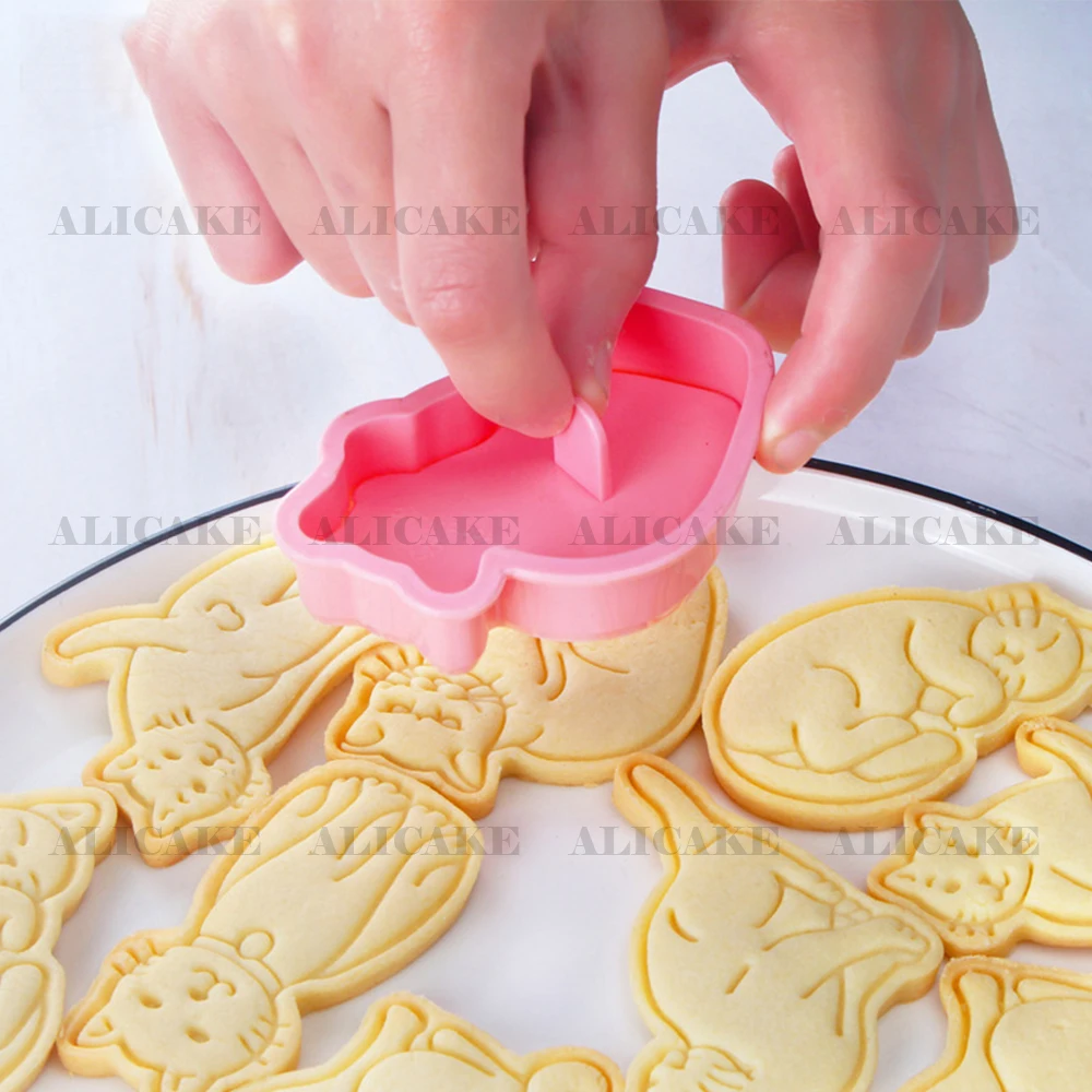 Cat Cookies Cutters Plastic Cartoon Pressable Biscuit Mold Pussy Confectionery Cookie Stamp Kitchen Baking Pastry Bakeware Tools Cookie Cutter Cookie Mould Cookie Printing Mold Baking Mold Cookie Maker Press Kit