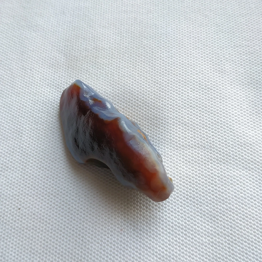 Natural beautiful stone Ornamental raw stone raw agate Silk Road Collectibles unique collection Natural beautiful stone Ornamental raw stone raw agate Silk Road Collectibles unique collection
