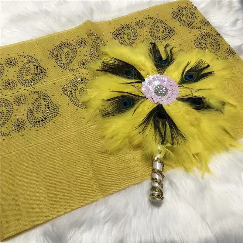 Африканский 1 упаковку под традиционное платье aso oke headtie с 1 шт./пакет в африканском стиле мягкое перо поддержки широкого сбыта липких обувей подошв и золотая ручка танец вентиляторы для вечерние дня рождения или свадьбы