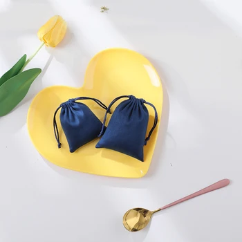 

50PCS Jewelry Drawstring Bag Velvet Packaging Pouches Ring Earring Storage For Party Wedding Christmas Decoration Custom Logo